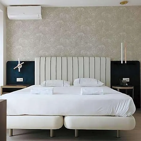 M'ar De Ar Auria Hotel 3*