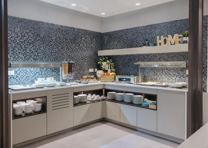 M'ar De Ar Auria Hotel