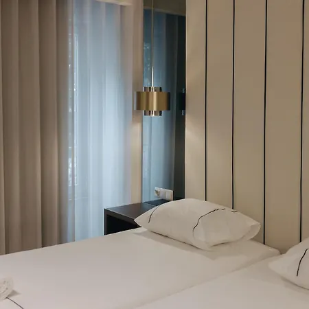 M'ar De Ar Auria Hotel