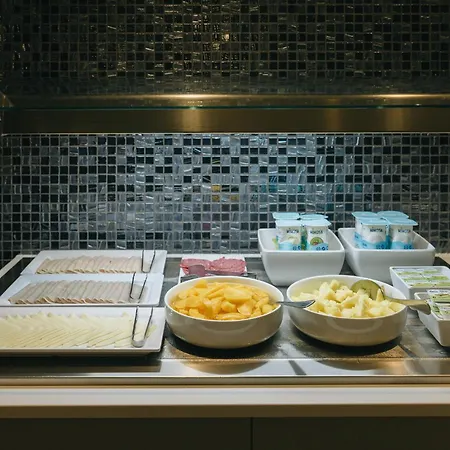 ホテル M'ar De Ar Auria 3*