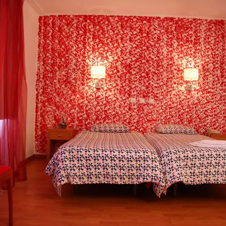 Hotel M'ar De Ar Auria 3*